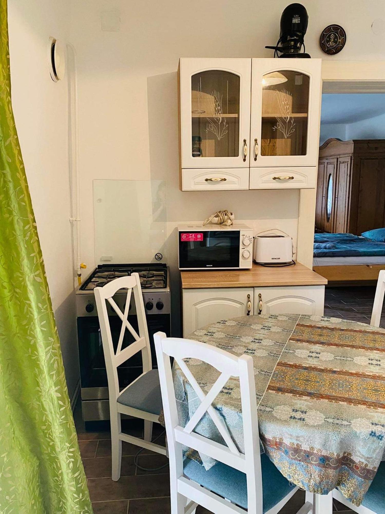 FelsőtoldKontyos Vendeghazアパートメント 部屋 写真